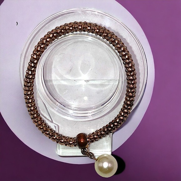 Faux Pearl Dangle Silver-Tone Copper Stretchable 3 5/8" Bracelet! - Picture 1 of 6